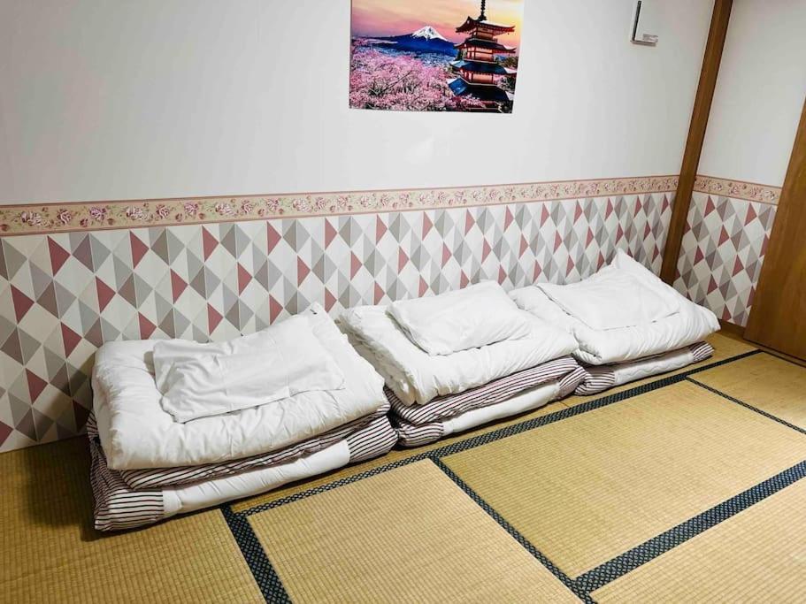 Apartemen 全新上线花跡民宿4号館102，关西机场直达萩之茶屋出站1分钟！难波、心斋桥4分钟车程！